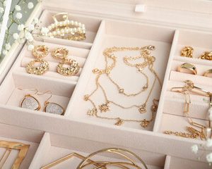 Random Pieces